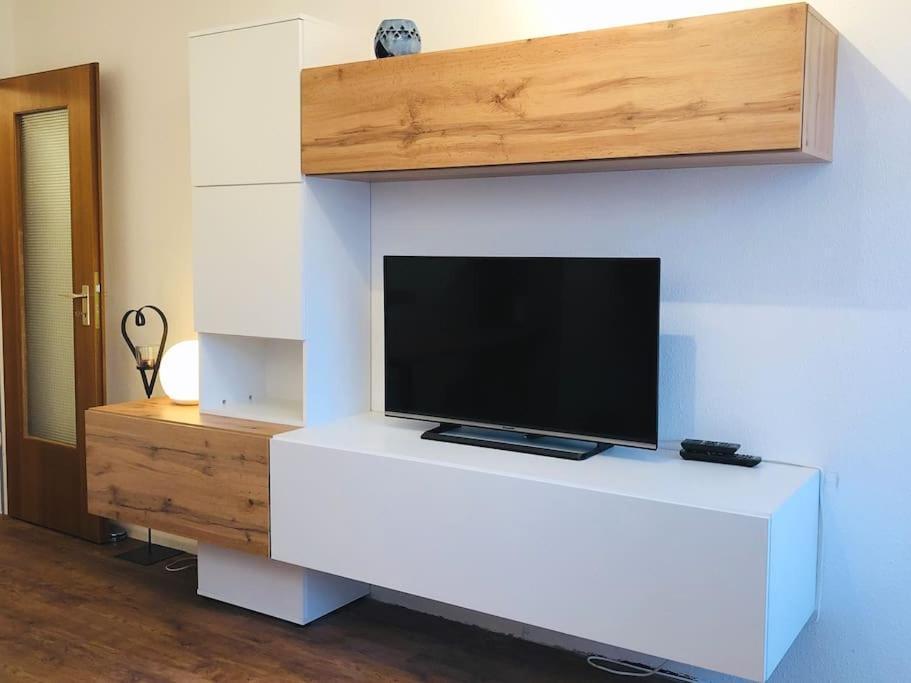 Apartement Nathalie - Wellness Mit Pool Und Sauna シュルッフゼー エクステリア 写真